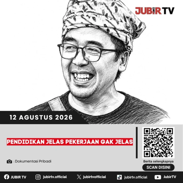 🎓 Pendidikan makin tinggi, tapi pekerjaan belum tentu jelas. Kenapa?

Pendidikan sering dianggap sebagai jalan menuju masa depan yang lebih baik. Namun, realitas di lapangan menunjukkan masih banyak lulusan yang harus berhadapan dengan sulitnya mencari pekerjaan dan ketidaksesuaian antara pendidikan dengan kebutuhan dunia kerja.

Lewat opini “Pendidikan Jelas, Pekerjaan Gak Jelas”, ada pertanyaan yang menarik untuk direnungkan: sebenarnya yang perlu dibenahi sistem pendidikannya, dunia kerjanya, atau keduanya?

📌 𝐈𝐧𝐟𝐨 𝐥𝐞𝐧𝐠𝐤𝐚𝐩𝐧𝐲𝐚 𝐜𝐞𝐤 𝐝𝐢 𝐬𝐭𝐨𝐫𝐲 & 𝐬𝐨𝐫𝐨𝐭𝐚𝐧

#jubirtv #jubirtvnewscom #pendidikan #duniakerja #pengangguran #opini #opinisukabumi #pendidikanindonesia #tenagakerja #generasimuda