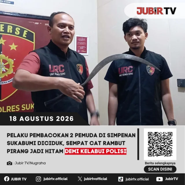 🔪 Sempat cat rambut pirang jadi hitam, pelaku pembacokan 2 pemuda di Simpenan ditangkap.

Satreskrim Polres Sukabumi berhasil mengamankan tiga terduga pelaku pembacokan dua pemuda usai konser HUT ke-81 RI di Simpenan. Salah satu pelaku bahkan sempat mengubah warna rambutnya dari pirang menjadi hitam untuk mengelabui polisi. 

Bagaimana polisi mengungkap kasus ini?

📌 𝐈𝐧𝐟𝐨 𝐥𝐞𝐧𝐠𝐤𝐚𝐩𝐧𝐲𝐚 𝐜𝐞𝐤 𝐝𝐢 𝐬𝐭𝐨𝐫𝐲 & 𝐬𝐨𝐫𝐨𝐭𝐚𝐧

#jubirtv #jubirtvnewscom #simpenan #sukabumi #pembacokan #kriminal #polressukabumi #hutri81 #konser17an #beritasukabumi #kabupatensukabumi