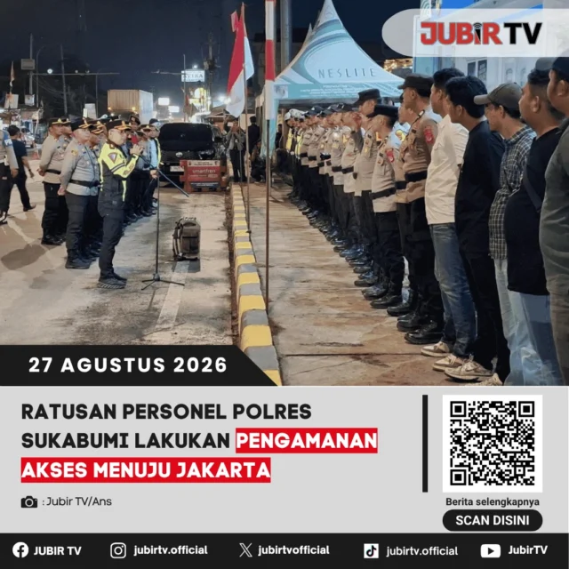 🚔 Ratusan personel Polres Sukabumi lakukan pengamanan akses menuju Jakarta.

Ratusan personel disiagakan untuk melakukan pengamanan di sejumlah titik akses yang mengarah menuju Jakarta. Pengamanan dilakukan guna mengantisipasi berbagai potensi gangguan dan menjaga situasi tetap kondusif.

📌 𝐈𝐧𝐟𝐨 𝐥𝐞𝐧𝐠𝐤𝐚𝐩𝐧𝐲𝐚 𝐜𝐞𝐤 𝐝𝐢 𝐬𝐭𝐨𝐫𝐲 & 𝐬𝐨𝐫𝐨𝐭𝐚𝐧

#jubirtv #jubirtvnewscom #sukabumi #polressukabumi #pengamanan #jakarta #polisi #kamtipmas #beritasukabumi