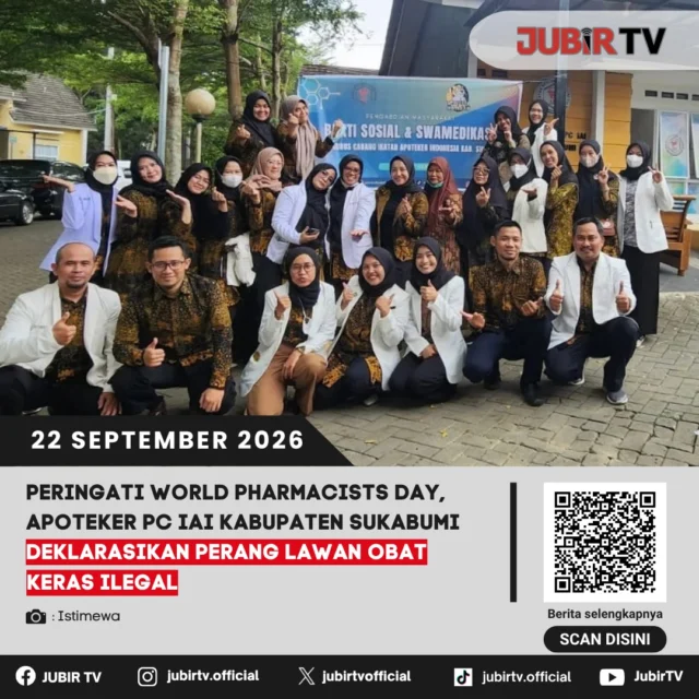 💊 World Pharmacists Day, Apoteker Sukabumi Deklarasikan Perang Lawan Obat Keras Ilegal

Memperingati World Pharmacists Day, PC IAI Kabupaten Sukabumi menegaskan komitmennya untuk ikut memerangi peredaran obat keras ilegal yang dapat membahayakan masyarakat.

Langkah ini menjadi bagian dari upaya meningkatkan kesadaran dan keamanan masyarakat dalam menggunakan obat.

Seperti apa komitmen para apoteker di Sukabumi?

📌 𝐈𝐧𝐟𝐨 𝐥𝐞𝐧𝐠𝐤𝐚𝐩𝐧𝐲𝐚 𝐜𝐞𝐤 𝐝𝐢 𝐬𝐭𝐨𝐫𝐲 & 𝐬𝐨𝐫𝐨𝐭𝐚𝐧

#jubirtv #jubirtvnewscom #worldpharmacistsday #apoteker #iai #sukabumi #obatkeras #obatilegal #kesehatan