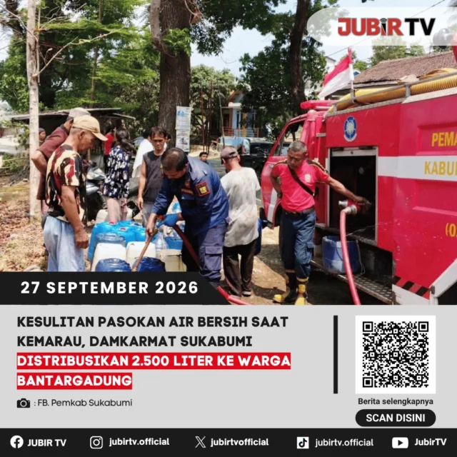 💧 Kemarau Bikin Warga Bantargadung Kesulitan Air Bersih, Damkarmat Turun Tangan

Kesulitan pasokan air bersih akibat kemarau dirasakan warga Bantargadung, Kabupaten Sukabumi. Damkarmat Sukabumi pun mendistribusikan 2.500 liter air bersih untuk membantu memenuhi kebutuhan warga.

Seperti apa kondisi warga dan penyaluran air bersihnya?

📌 𝐈𝐧𝐟𝐨 𝐥𝐞𝐧𝐠𝐤𝐚𝐩𝐧𝐲𝐚 𝐜𝐞𝐤 𝐝𝐢 𝐬𝐭𝐨𝐫𝐲 & 𝐬𝐨𝐫𝐨𝐭𝐚𝐧

#jubirtv #jubirtvnewscom #bantargadung #sukabumi #airbersih #kemarau #kekeringan #damkarmat #infososial #beritasukabumi