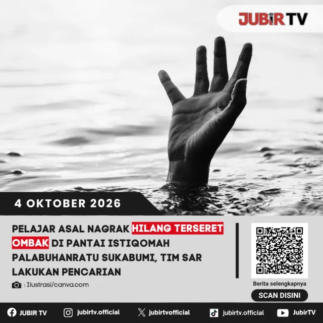 Tim SAR Gabungan dikerahkan untuk melakukan operasi pencarian terhadap seorang pelajar yang dilaporkan hilang usai terseret ombak di Pantai Istiqomah, Kelurahan Citepus, Kecamatan Palabuhanratu, Kabupaten Sukabumi, Sabtu (3/10/2026).

Korban hilang diidentifikasi bernama Doa Khairul Ikhsan (17), pelajar asal Kecamatan Nagrak, Kabupaten Sukabumi. Musibah tersebut terjadi sekitar pukul 08.00 WIB ketika korban bersama seorang rekannya, Hafidz Mubarok, sedang berenang dan tiba-tiba tergulung ombak besar.

Kasat Polairud Polres Sukabumi, AKP Dadi, menjelaskan bahwa kedua korban awalnya sedang berenang di area pinggir pantai.

“Ketika korban sedang berenang di pinggir pantai, tiba-tiba datang ombak besar yang mengakibatkan korban terseret arus ke tengah dan tenggelam,” ujar Dadi saat dikonfirmasi, Sabtu (3/10/2026).

📌 𝐈𝐧𝐟𝐨 𝐥𝐞𝐧𝐠𝐤𝐚𝐩𝐧𝐲𝐚 𝐜𝐞𝐤 𝐝𝐢 𝐬𝐭𝐨𝐫𝐲 & 𝐬𝐨𝐫𝐨𝐭𝐚𝐧
#jubirtv #jubirtvnewscom #tenggelam #sukabumi #pantai #tergulungombak #timsar #lakalaut