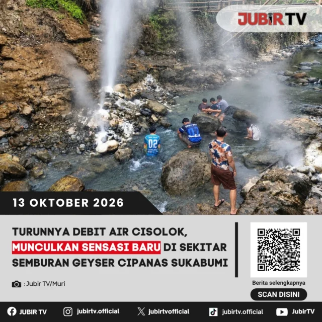 ♨️ Debit Sungai Cisolok Turun 50 Persen, Geyser Cipanas Sukabumi Justru Tawarkan Sensasi Baru

Musim kemarau membuat debit Sungai Cisolok menyusut hingga 50 persen. Namun, semburan Geyser Cipanas di Cisolok, Sukabumi, tetap stabil dan menghadirkan pengalaman berbeda bagi wisatawan: aliran sungai terasa lebih hangat akibat bercampur dengan air geyser.

Kondisi ini juga membuka bagian dasar sungai yang biasanya tertutup air. Meski begitu, jumlah kunjungan wisatawan dilaporkan turun sekitar 30–35 persen selama musim kemarau.

Seperti apa sensasi baru di Geyser Cipanas? 

📌 𝐈𝐧𝐟𝐨 𝐥𝐞𝐧𝐠𝐤𝐚𝐩𝐧𝐲𝐚 𝐜𝐞𝐤 𝐝𝐢 𝐬𝐭𝐨𝐫𝐲 & 𝐬𝐨𝐫𝐨𝐭𝐚𝐧

#jubirtv #jubirtvnewscom #geysercipanas #cisolok #sukabumi #wisatasukabumi #pariwisata #musimkemarau