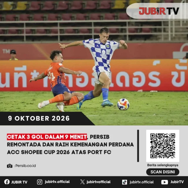 🔥 Remontada Dramatis! Persib Balikkan Keadaan dan Hajar Port FC 3-1

Sempat tertinggal lebih dulu, Persib Bandung bangkit dengan tiga gol dalam sembilan menit terakhir saat menghadapi Port FC di laga perdana Grup B ACC Shopee Cup 2026/2027, Kamis (8/10).

Mariano Peralta menyamakan skor, lalu Berguinho dan Luka Menalo memastikan kemenangan Maung Bandung di Thailand. 🐯

Bagaimana drama comeback Persib terjadi?

📌 𝐈𝐧𝐟𝐨 𝐥𝐞𝐧𝐠𝐤𝐚𝐩𝐧𝐲𝐚 𝐜𝐞𝐤 𝐝𝐢 𝐬𝐭𝐨𝐫𝐲 & 𝐬𝐨𝐫𝐨𝐭𝐚𝐧

#jubirtv #jubirtvnewscom #persib #persibbandung #portfc #remontada #shopeecup #bobotoh #sepakbola